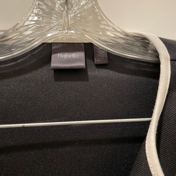 A fun jacket that will add something extra for a black jacket - Picture 2 of 3